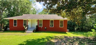 6651 Rives Rd, Elmore, AL 36025