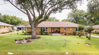 212 Martin Dr, Lancaster, TX 75146