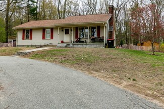 17 Auburn Rd, Millbury, MA 01527
