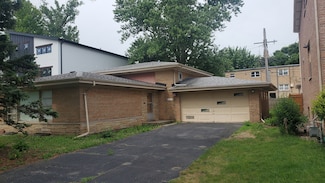6226 N Keating Ave, Chicago, IL 60646