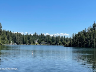 24010 N Bridge Lake Rd, Rathdrum, ID 83858