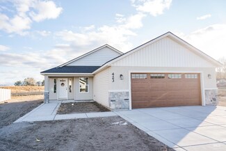 423 New Haven St, Minidoka, ID 83350