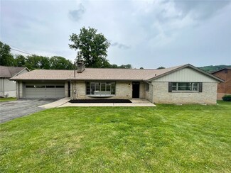 813 Brookview Dr, Greensburg, PA 15601