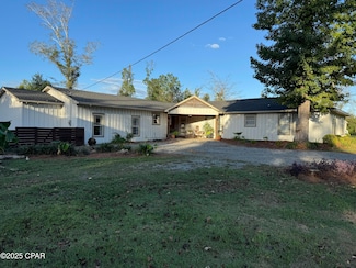 4384 Angela Dr, Marianna, FL 32446