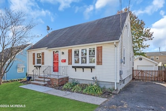105 Hillside Ave, Woodbridge, NJ 07095