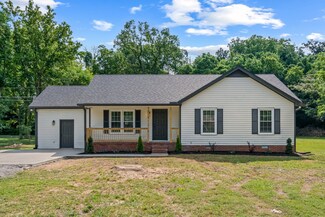 210 Twin Oak Dr, Murfreesboro, TN 37130