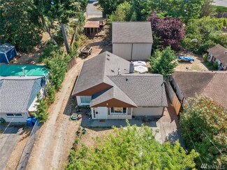 9438 23rd Ave SW, Seattle, WA 98106