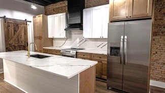 151 W Main St, Dothan, AL 36301