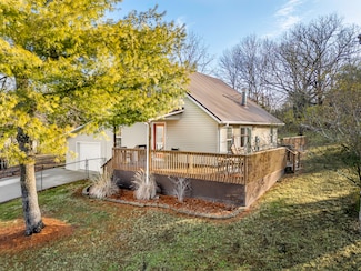 174 Bellevue Rd, Branson, MO 65616
