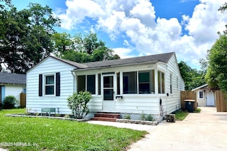1612 Greenridge Rd, Jacksonville, FL 32207