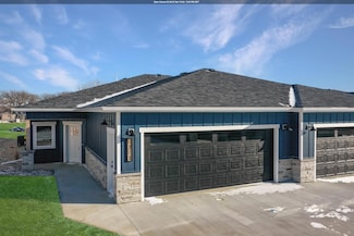 1213 Lower Loop, Arnolds Park, IA 51331