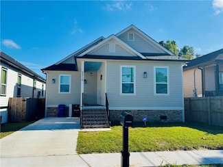 5319 Painters St, New Orleans, LA 70122