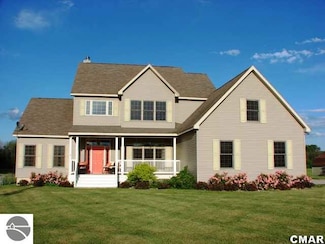 801 S Elm St, Ithaca, MI 48847