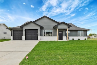 605 S Sweetwater Creek, Maize, KS 67101