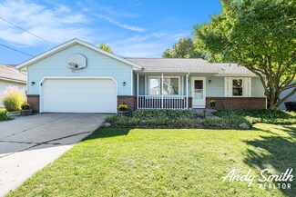 1242 E 8th St, Holland, MI 49423