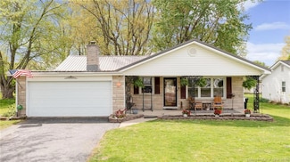 2421 Cypress St, Madison, IN 47250