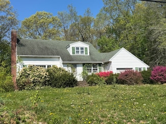 472 Strong St, East Haven, CT 06512