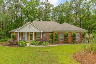 55 Woodstone Dr, Hattiesburg, MS 39402