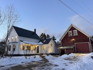 74 Maple St, North Berwick, ME 03906