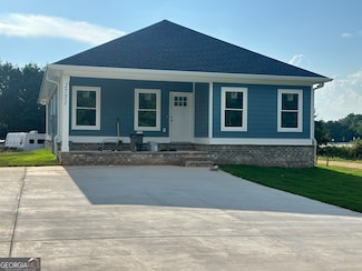 2751 Paoli St, Comer, GA 30629
