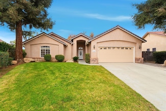 2744 W Ceres Ct, Visalia, CA 93291