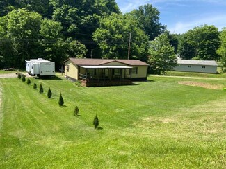 239 Ky Rt 689, Flat Gap, KY 41219