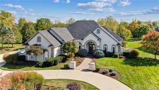1210 Waters Edge Dr, Dayton, OH 45458