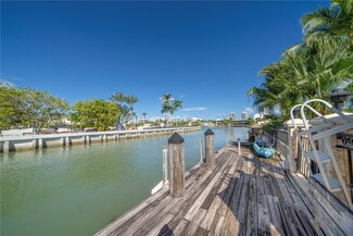 6465 Pinetree Drive Cir, Miami Beach, FL 33141