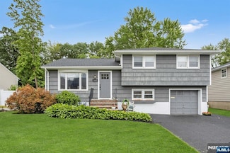 140 Bell Ave, Saddle Brook, NJ 07663