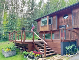300 Hawk Rd, Fairbanks, AK 99712
