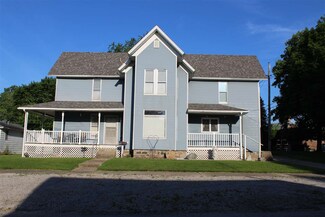 109 S Elm St, Albion, IN 46701