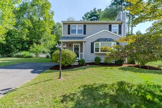 1 Pinecrest Rd, Enfield, CT 06082