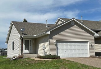 1606 15th St N, Princeton, MN 55371