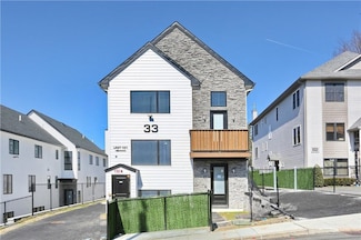 33 Ewing Ave Unit 102, Spring Valley, NY 10977