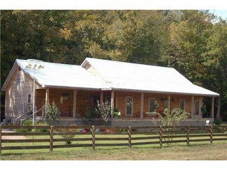 572 Ray Hollow Rd, Clifton, TN 38425
