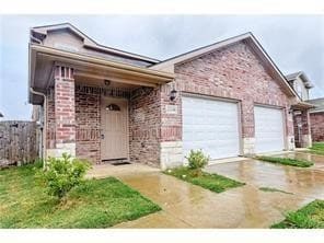 2339 Bloomfield Dr, Arlington, TX 76012
