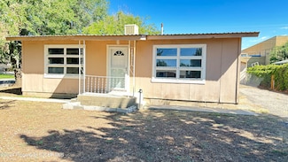 208 E Pine Ave, Bloomfield, NM 87413