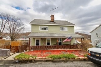 214 Main St, Dunbar, PA 15431