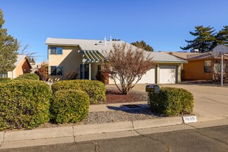 9605 La Playa St NE, Albuquerque, NM 87111