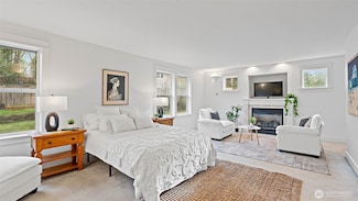 2372 Douglas Dr NE, Bainbridge Island, WA 98110