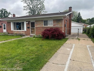 692 Easley Dr, Westland, MI 48186
