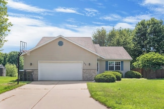 656 Invermere Dr, Sun Prairie, WI 53590