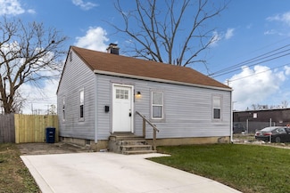 2462 Pontiac St, Columbus, OH 43211