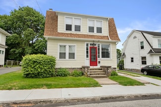 58 Gorton St, New London, CT 06320