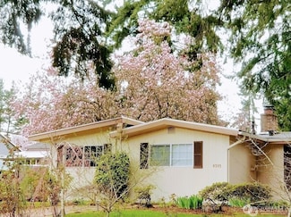 8305 134th Ave NE, Redmond, WA 98052