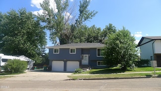 1809 Longley Ave, Bismarck, ND 58501