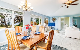 94-5784 Kahiki St, Naalehu, HI 96771