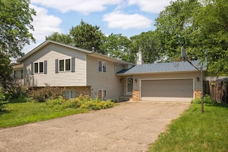209 Dennison Ave, Saint Paul, MN 55126