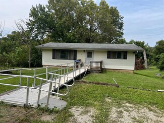 2197 175th Ct, Winterset, IA 50273