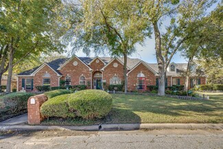 2210 Meadows Ln, Sherman, TX 75092